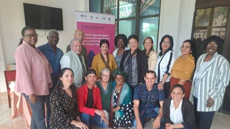 Fortalecen programa metodológico para la formación de docentes de lenguas extranjeras