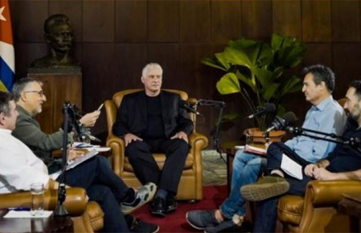Mesa Redonda: Diálogo de Díaz-Canel con intelectuales