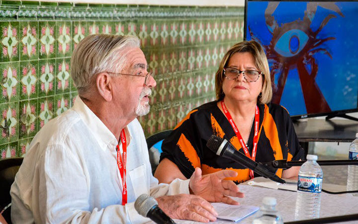 Debaten en Gibara sobre promoción del cine restaurado como patrimonio cultural