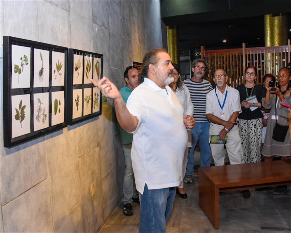 En el Memorial José Martí, exposición El culto de los cubanos