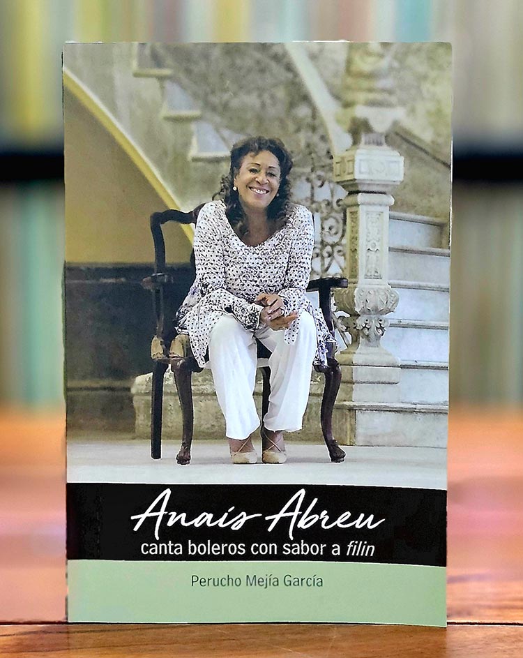 Anaís Abreu y el bolero con sabor a filin desde la literatura