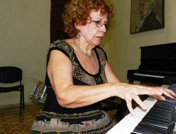 Alicia Perea Maza: alquimista de la música y la enseñanza