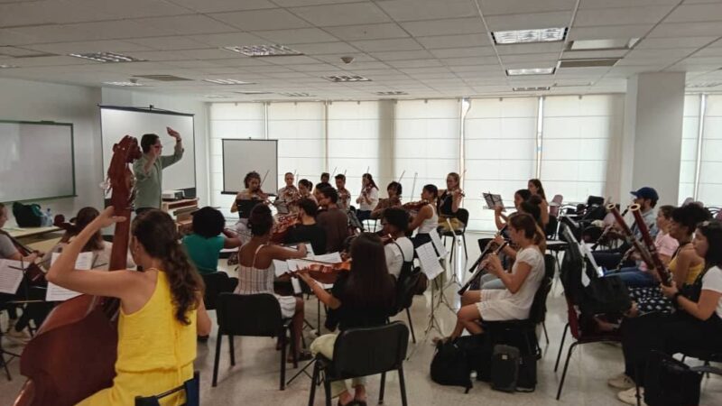Orquesta de Cámara de La Habana de aniversario
