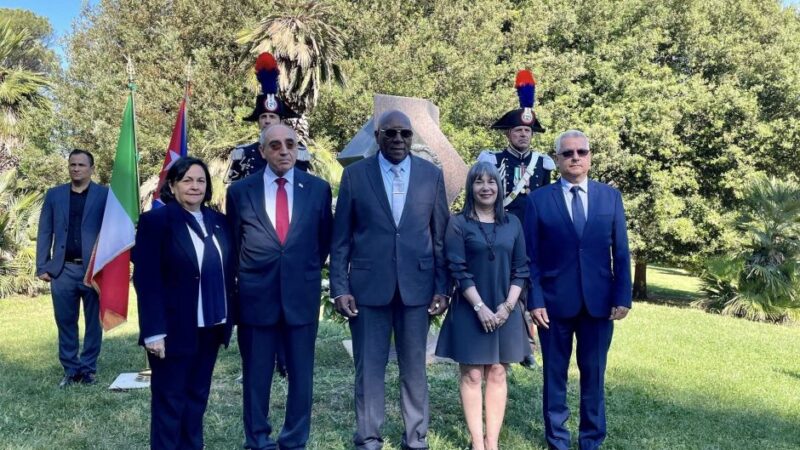 Vicepresidente cubano rindió homenaje en Italia a José Martí
