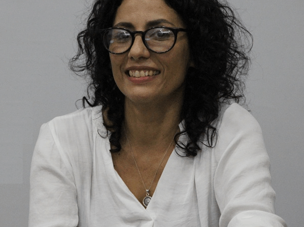 Libro a la carta con Dazra Novak