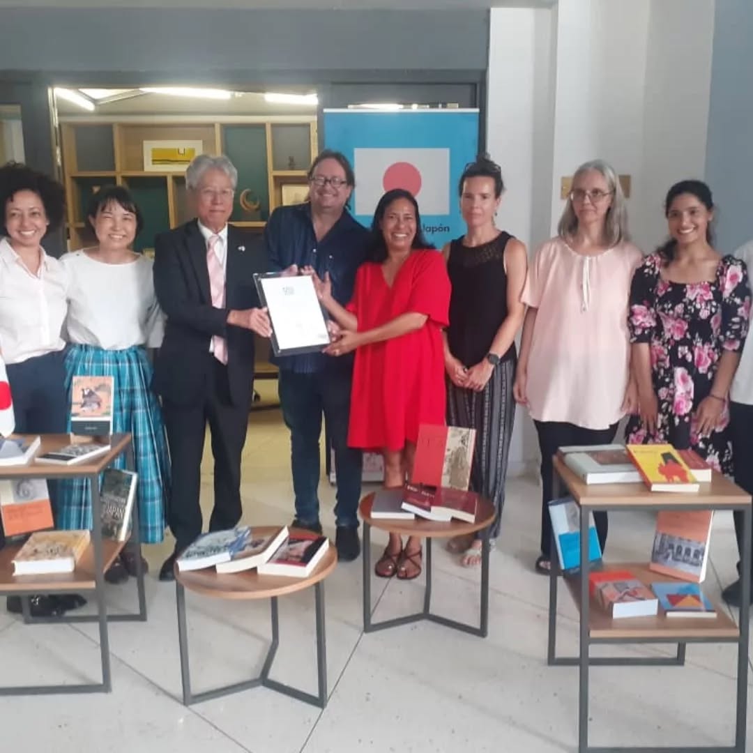 Casa Vitier García-Marruz en Cuba recibe libros sobre Japón