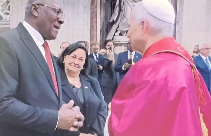 Delegación cubana participó en la entronización del papa León XIV