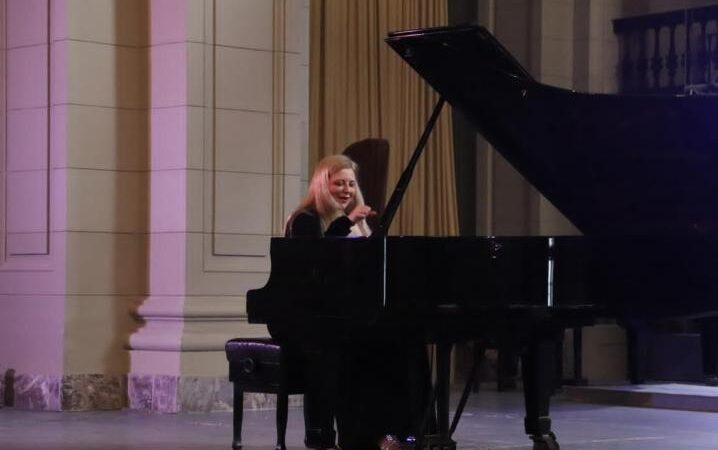 Afamada pianista Valentina Lisitsa ofreció concierto en La Habana