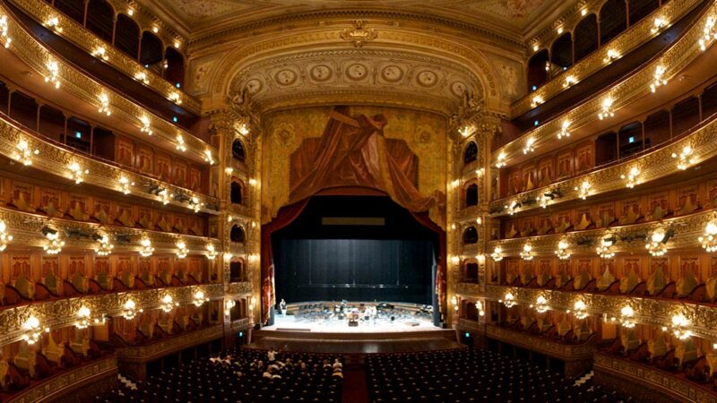 Hablemos del Teatro Colón de Buenos Aires