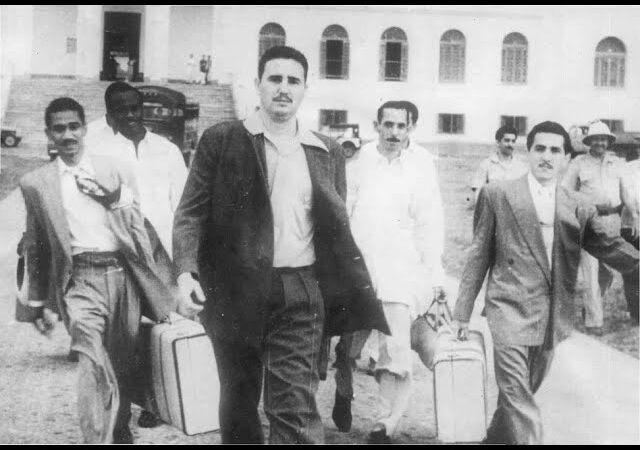 Salen de Isla de Pinos, los moncadistas Fidel Castro y sus compañeros