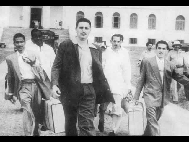 Salen de Isla de Pinos, los moncadistas Fidel Castro y sus compañeros