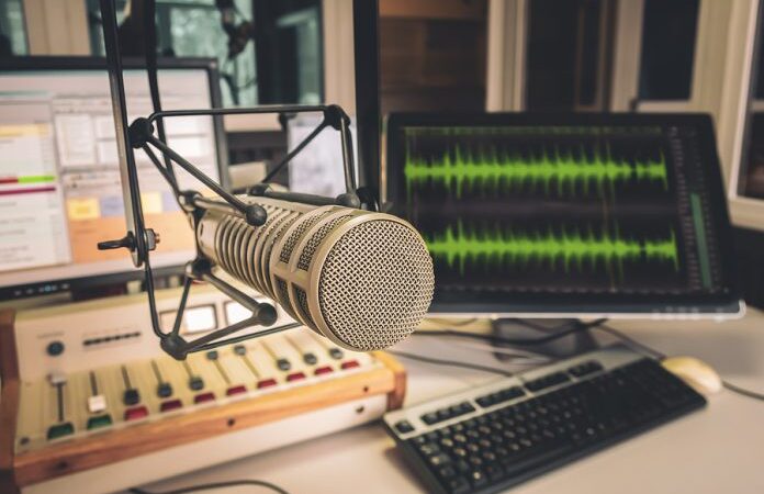 Interludio, programa insignia de Radio Enciclopedia