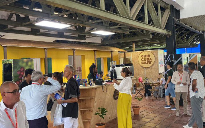 Segunda jornada de la Feria Internacional Expocaribe 2025 en Santiago de Cuba