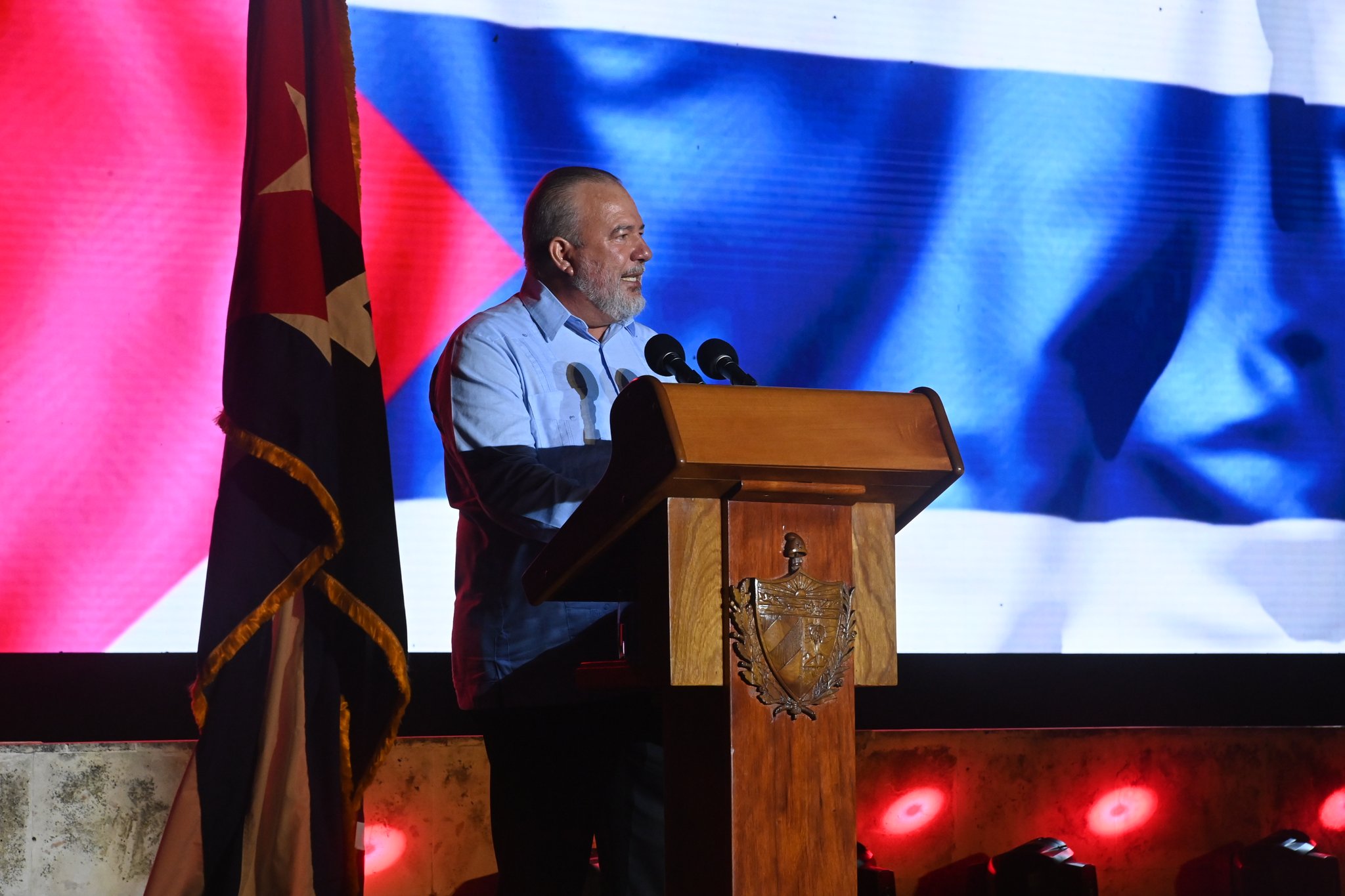 Primer Ministro: La Revolución cubana sigue combatiendo