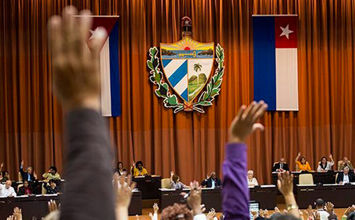 Debates hoy sobre niñez, adolescencias y juventudes