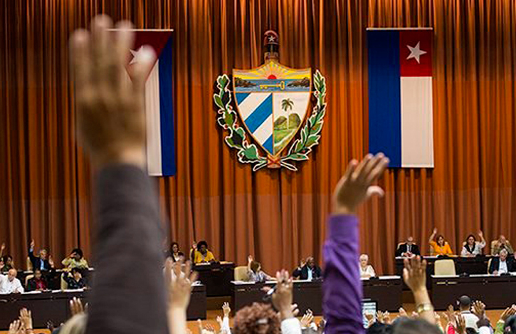 Debates hoy sobre niñez, adolescencias y juventudes