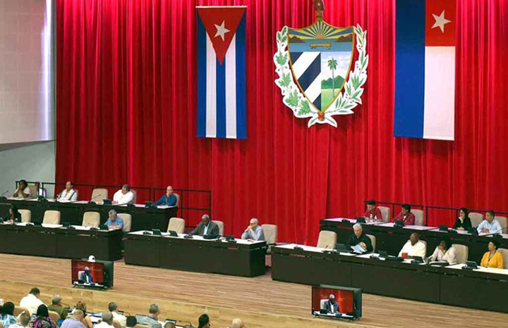 Parlamento cubano evaluará este jueves marcha del programa energético