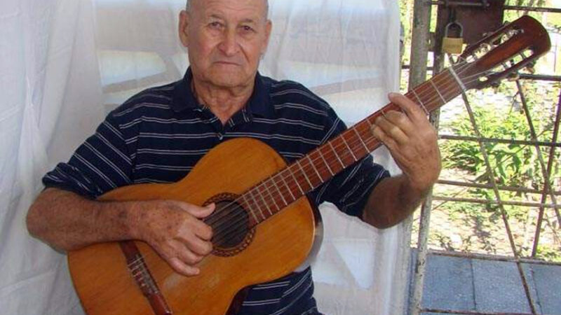 Carlos López Rivero, del surco a la melodía