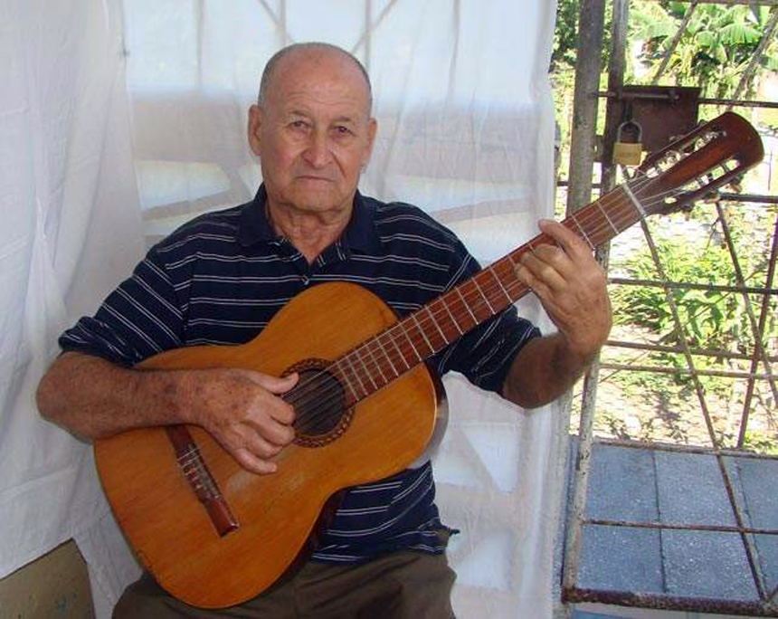 Carlos López Rivero, del surco a la melodía