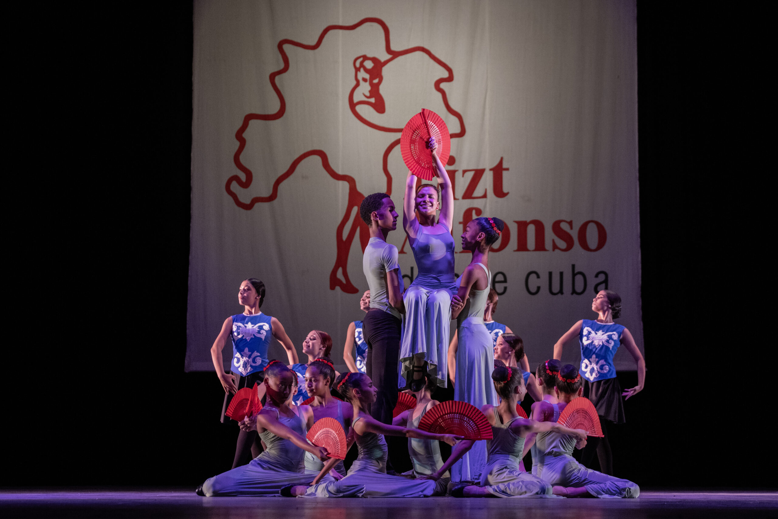 Venta de entradas para 1ra Gala de Clausura de Curso de Verano de Lizt Alfonso Dance Cuba