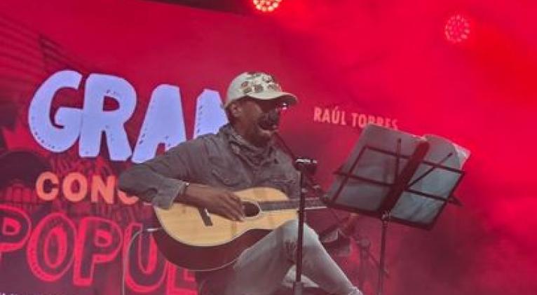 Cantautor cubano Raúl Torres ofreció concierto en Tegucigalpa