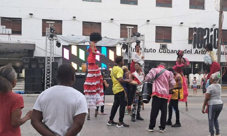 Comenzó Vivartes en 23, una propuesta integral para la familia cubana