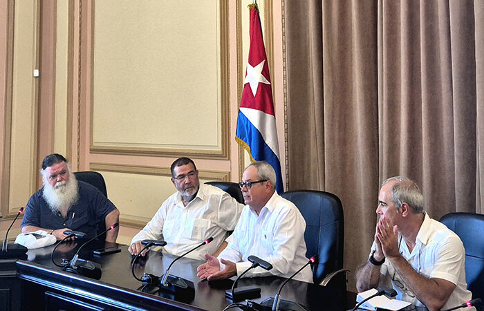 Agradece Parlamento cubano solidaridad de Brigada Medicuba España