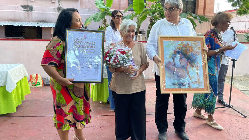 Celebran con reconocimientos aniversario 103 de la Radio Cubana