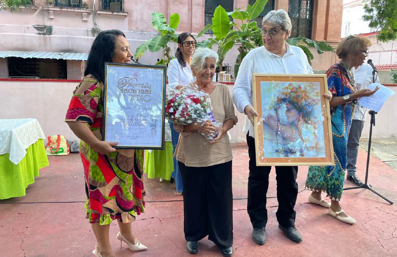 Celebran con reconocimientos aniversario 103 de la Radio Cubana
