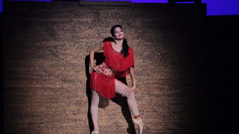 Viengsay Valdés en gala por el centenario del Ballet del Teatro Colón