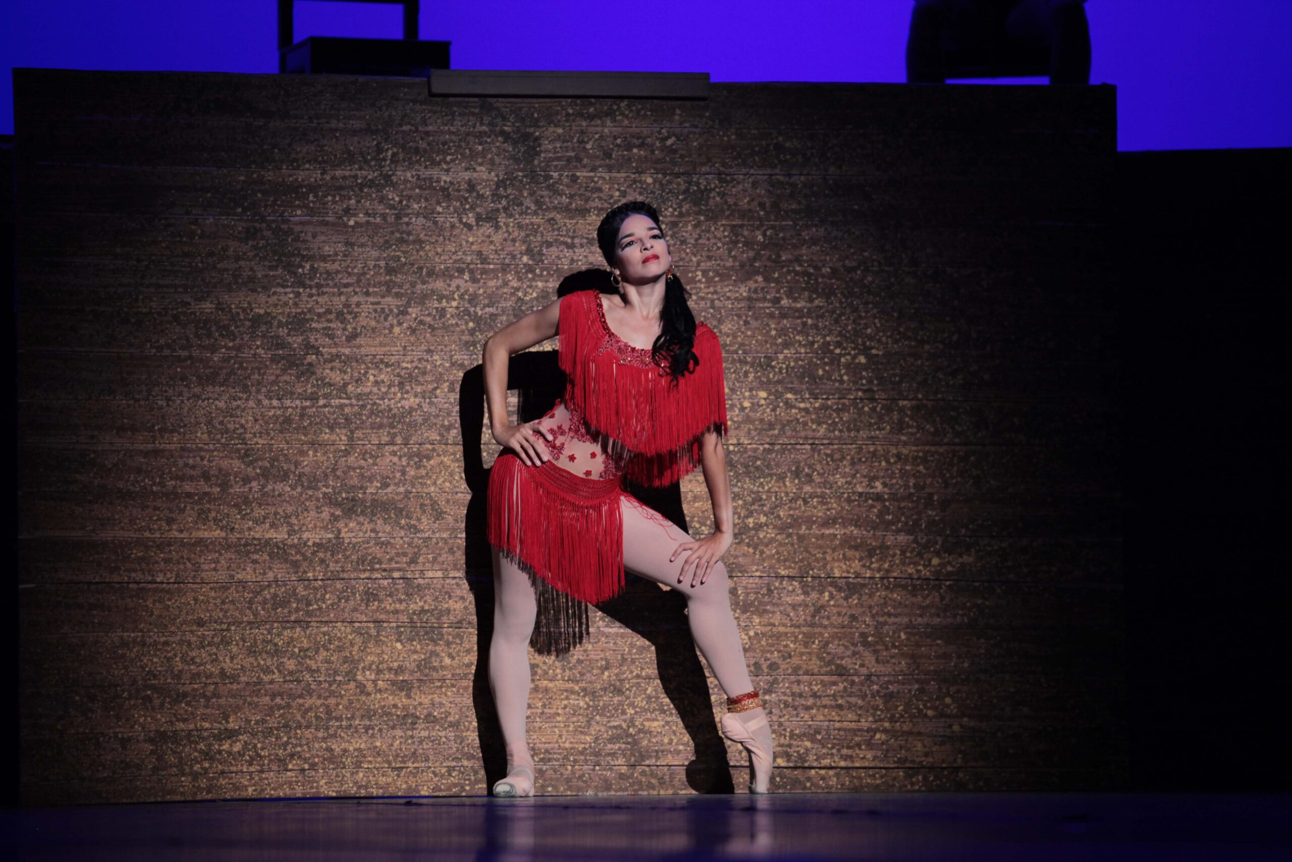 Viengsay Valdés en gala por el centenario del Ballet del Teatro Colón