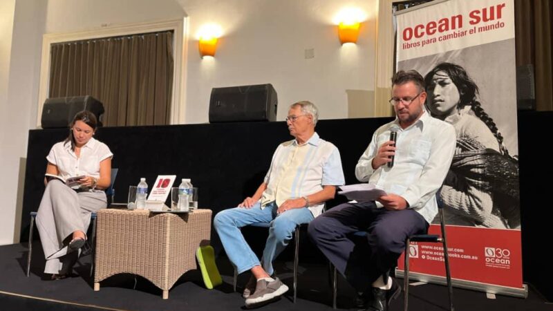 Presentan título dedicado a complots contra Fidel Castro