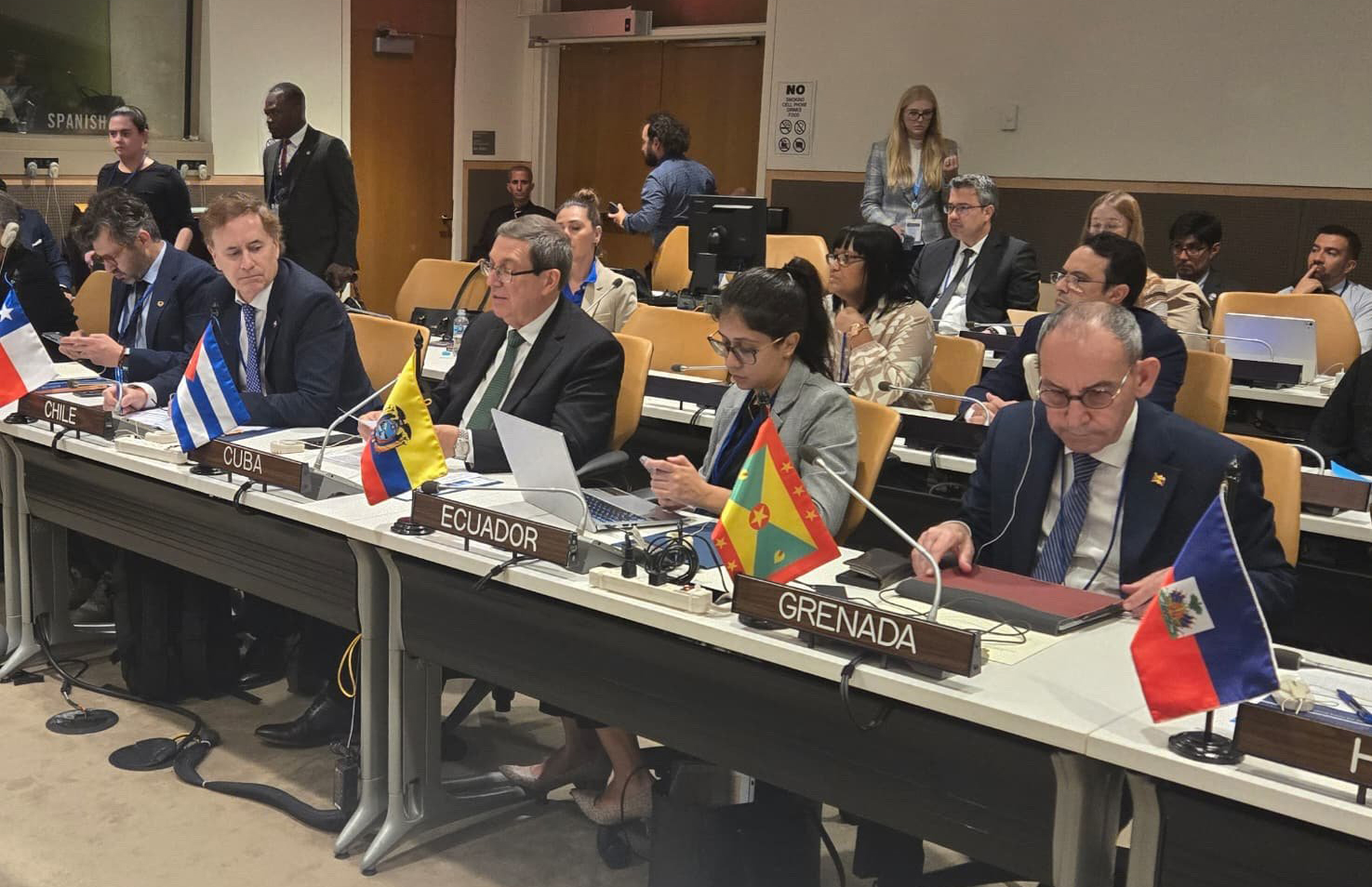 Canciller de Cuba participa en diversos foros multilaterales