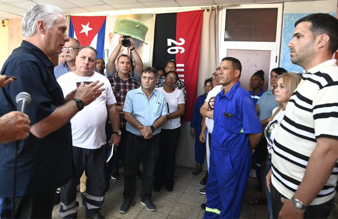 Visita Presidente cubano termoeléctrica Antonio Guiteras de Matanzas