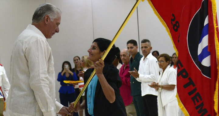 Reconocen los CDR a miembros destacados