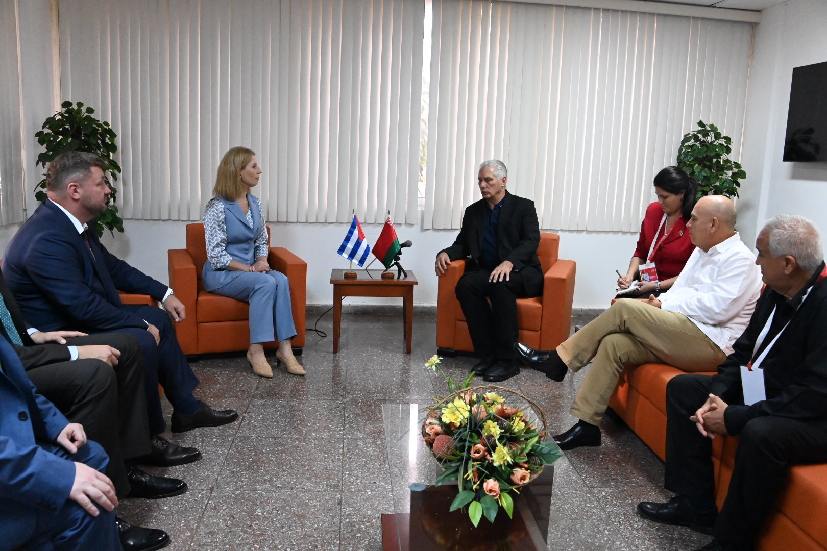 Ratifica Cuba voluntad de profundizar vínculos con Bélaya Rus