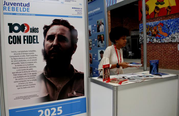 Panel sobre Fidel y la prensa marca jornada del I Festival Granma- Rebelde
