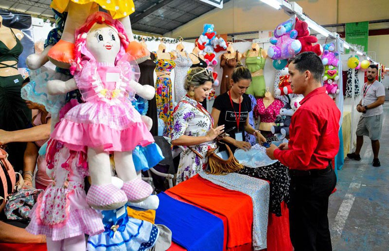 Abre al público en Holguín Feria Internacional de Artesanía Iberoarte 2025