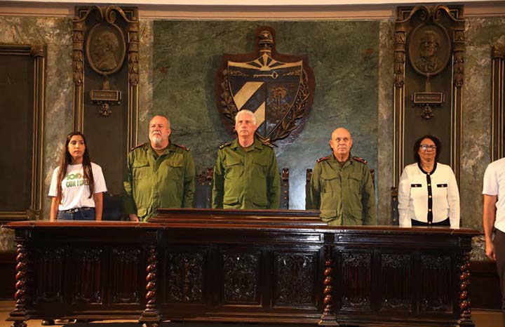 Díaz-Canel en acto por el Día Internacional de los Estudiantes