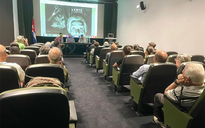 Presentan segundo número de Lente Cubano