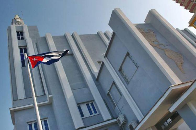 Condena Casa de las Américas posición de presidente dominicano