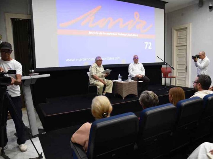 Revista Honda, honor al pensamiento revolucionario