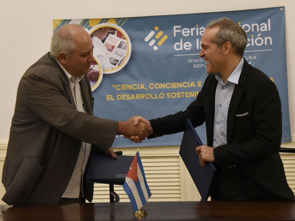 Rubrica Ministro de Cultura nuevos convenios de cooperación con organismos cubanos