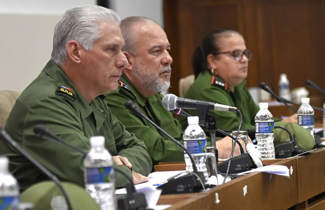 Encabezó Díaz-Canel reunión semanal con autoridades de la capital