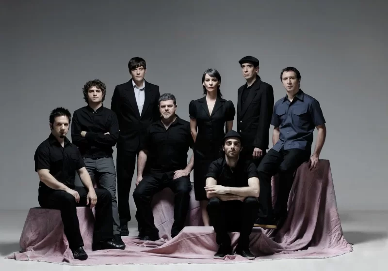 Media hora con su intérprete, Grupo Bajofondo