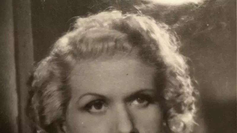 La poesía de Josefina de la Torre