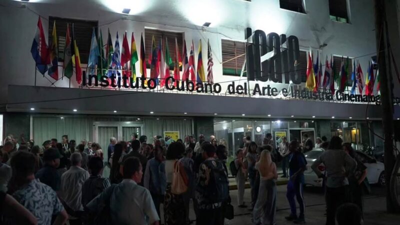 Filme Neurótica Anónima, homenaje a Cuba y al cine (+Fotos)