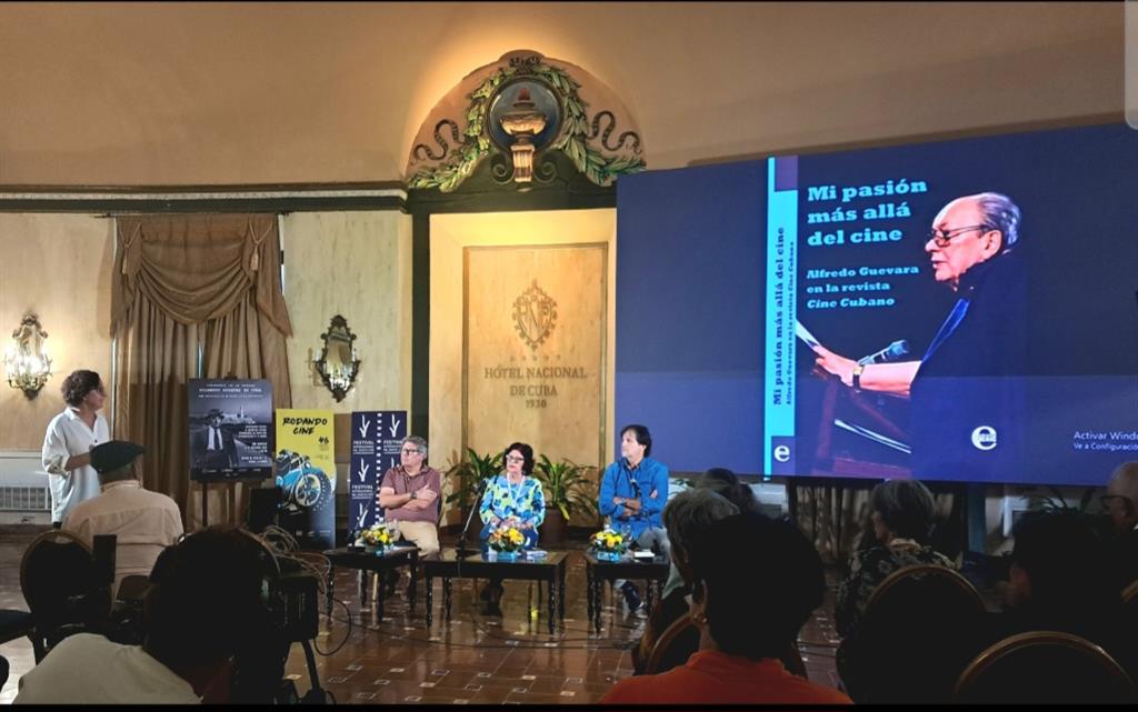 Presentan en La Habana libro sobre cineasta Alfredo Guevara