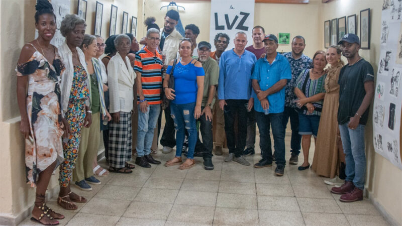 ¡Felicidades Laz en tu día!