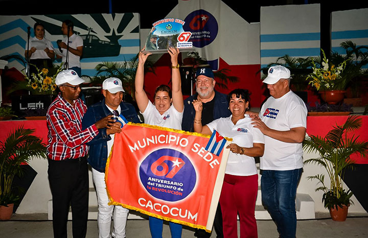 Celebra Holguín Aniversario 67 del Triunfo de la Revolución